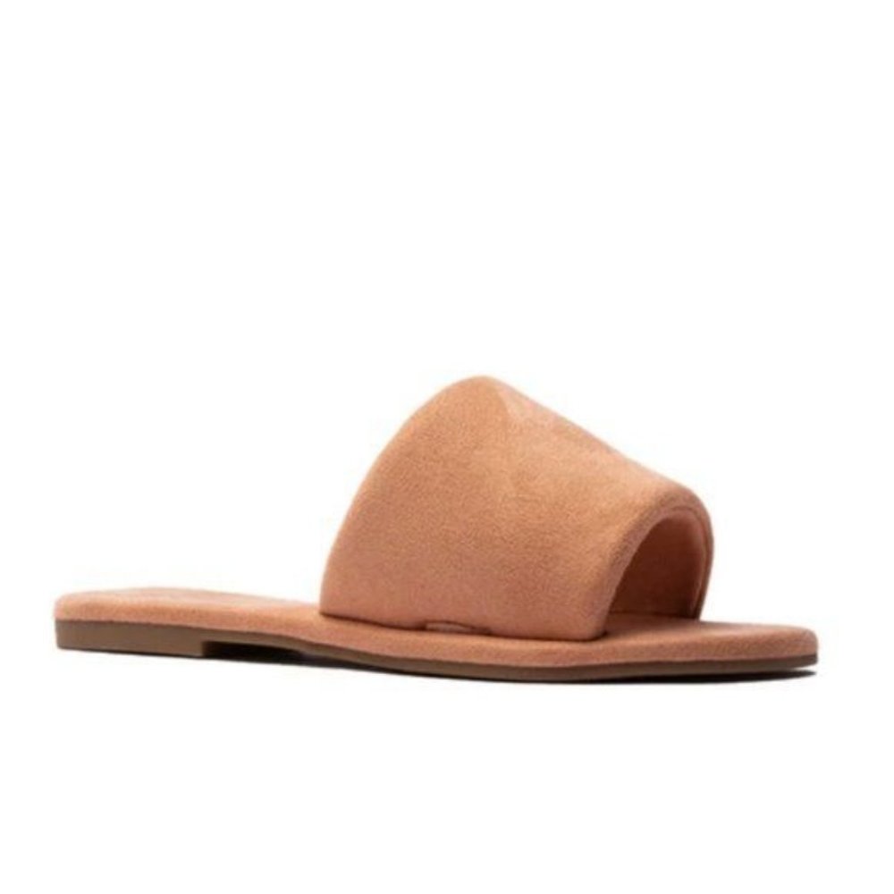 !! NEW !! Super Soft Slide Sandals in Blush - Picture 2 of 10